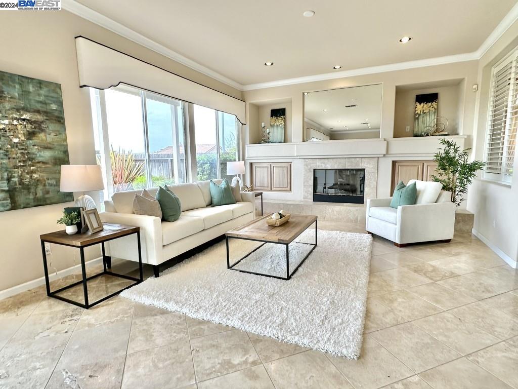 5192 Silver Birch Dr