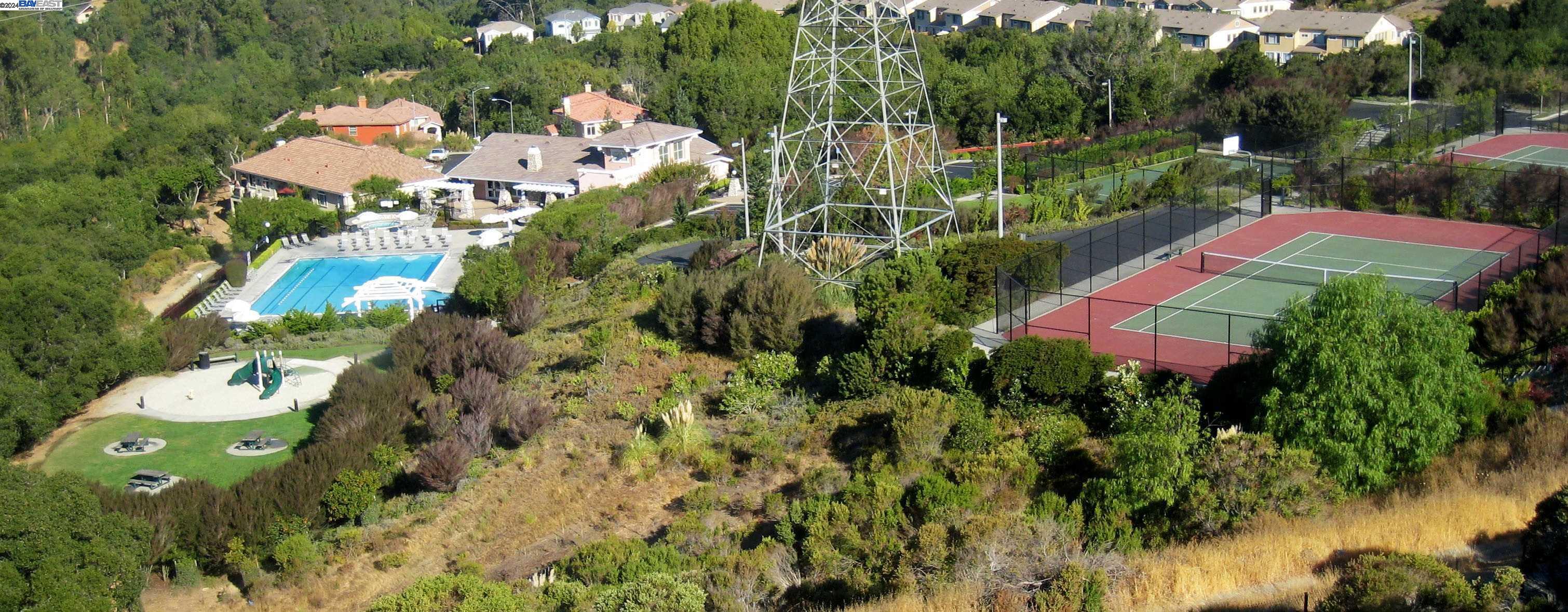 5192 Silver Birch Dr