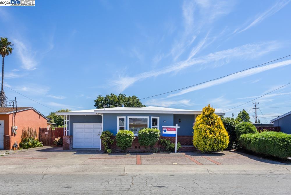 978 Burkhart Ave