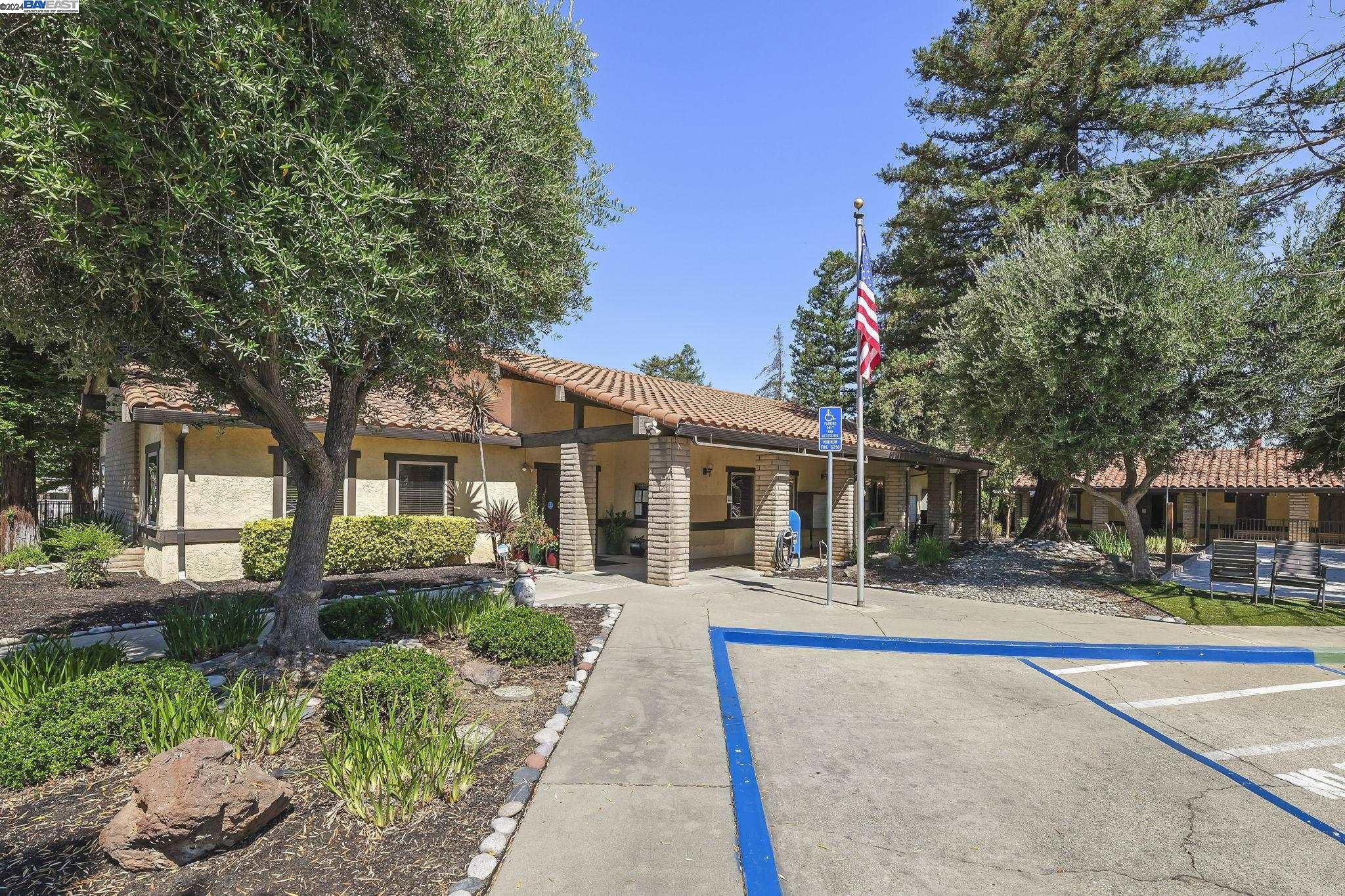 3231 Vineyard Ave. #45 # 45