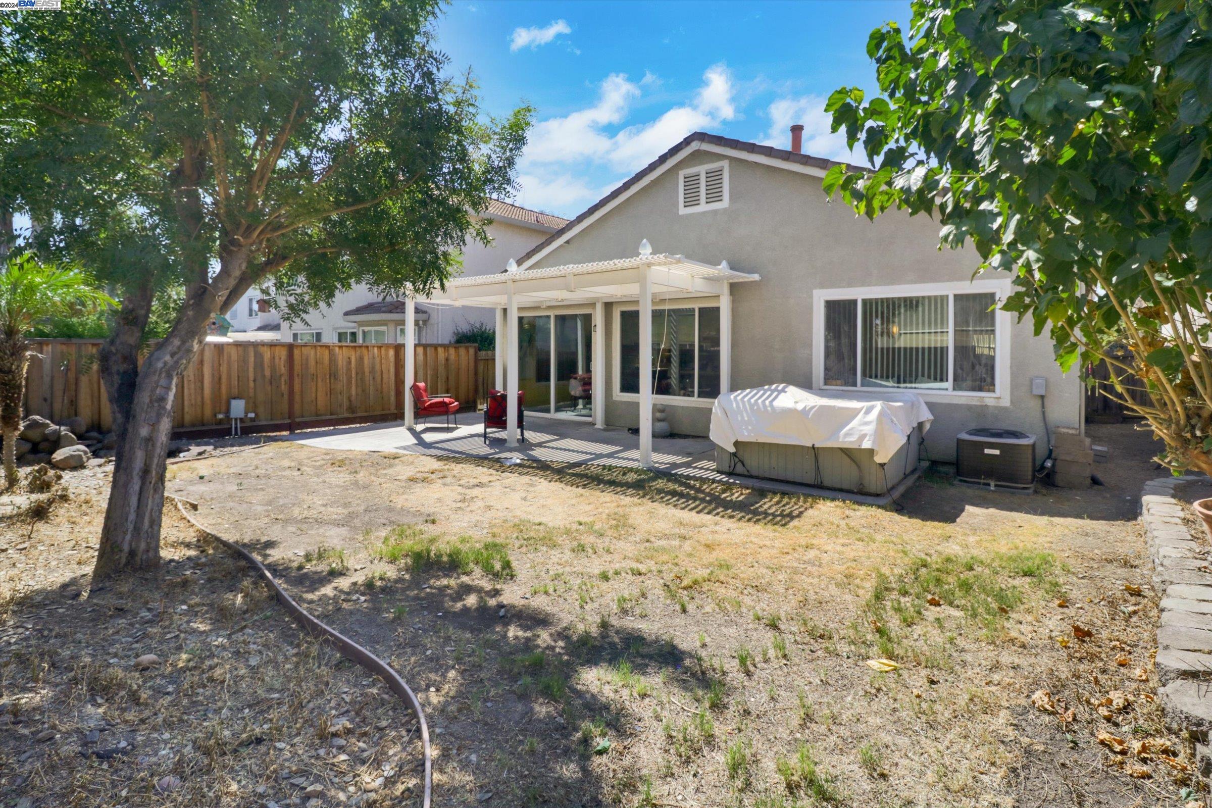 2435 Verona Ct