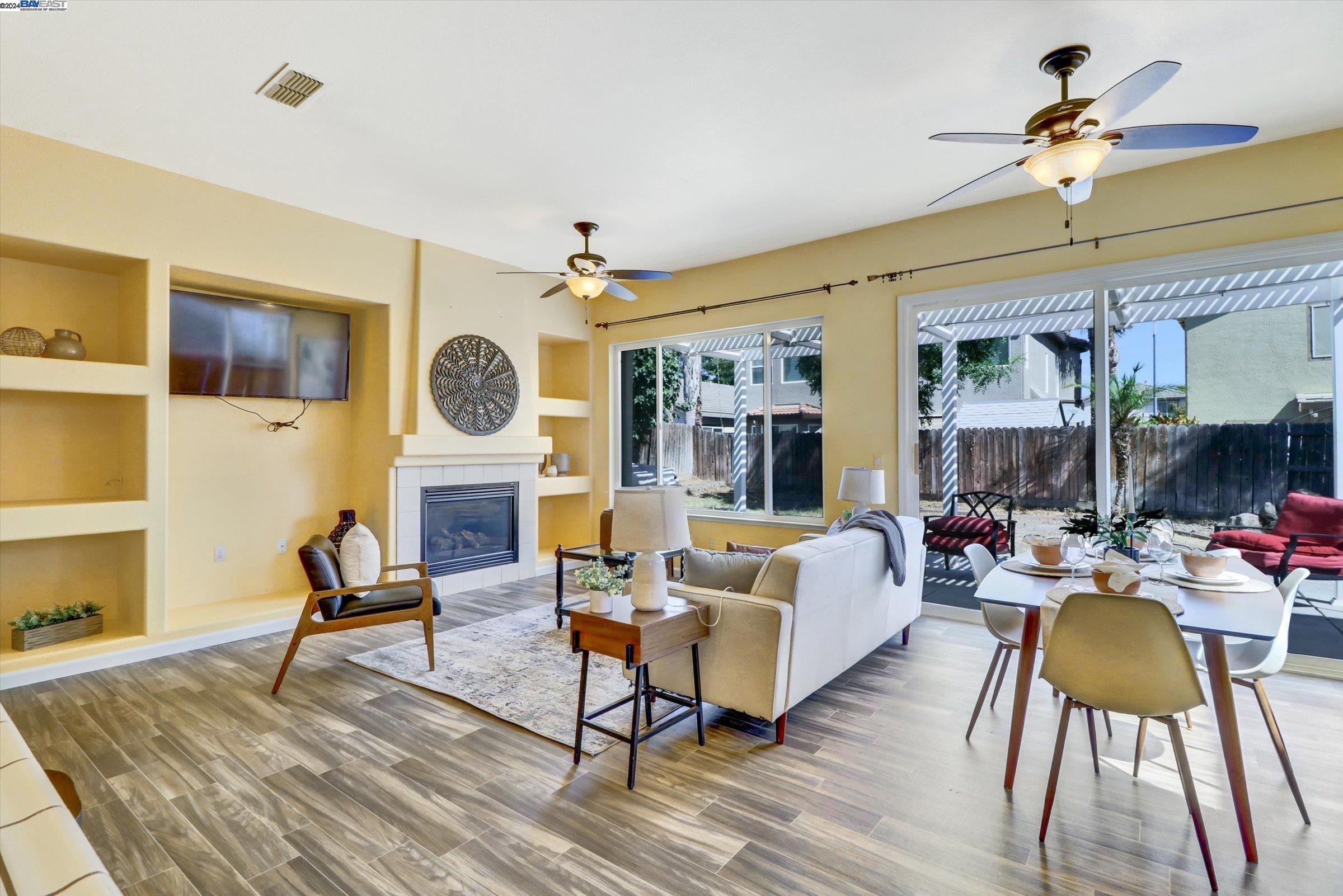 2435 Verona Ct
