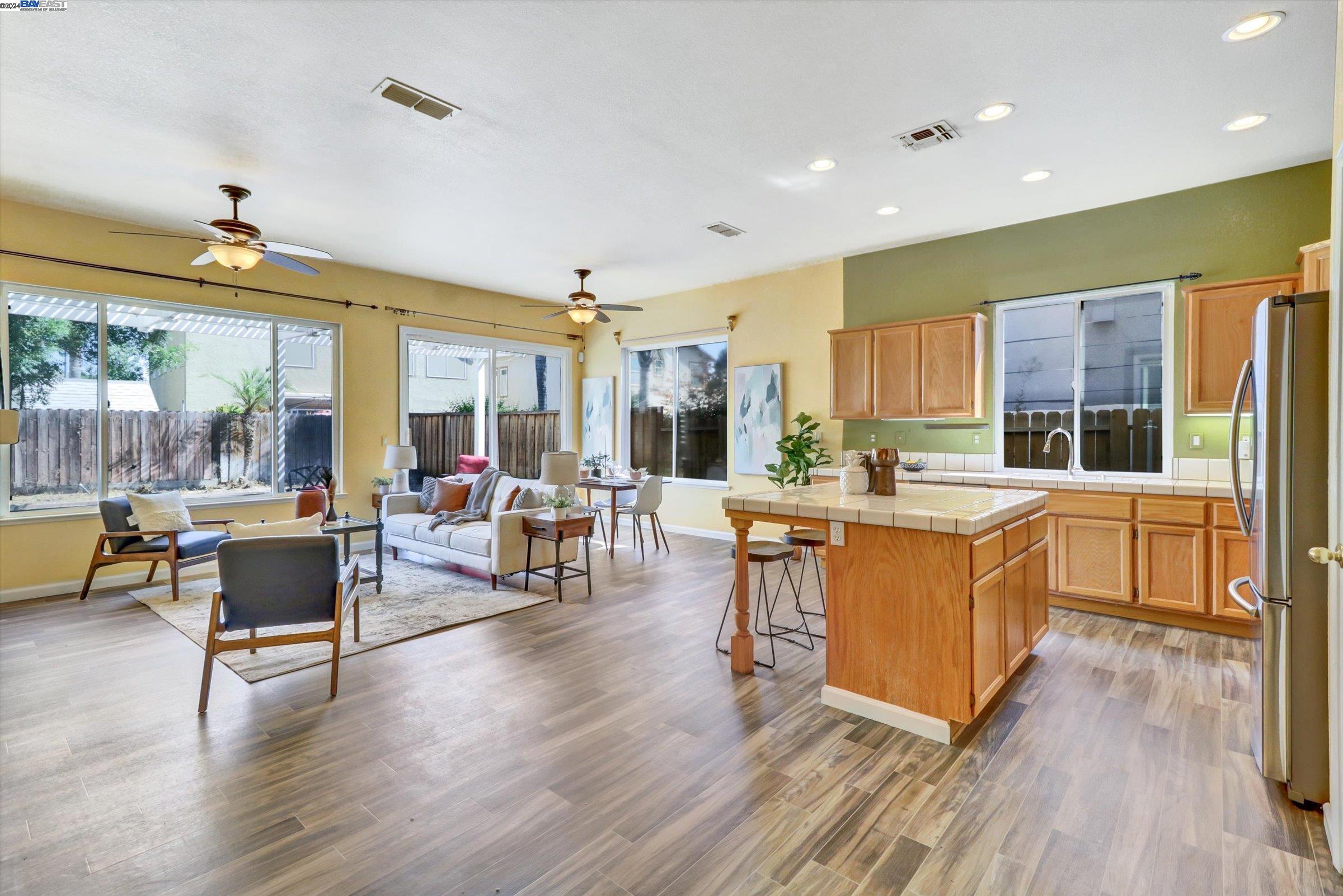 2435 Verona Ct