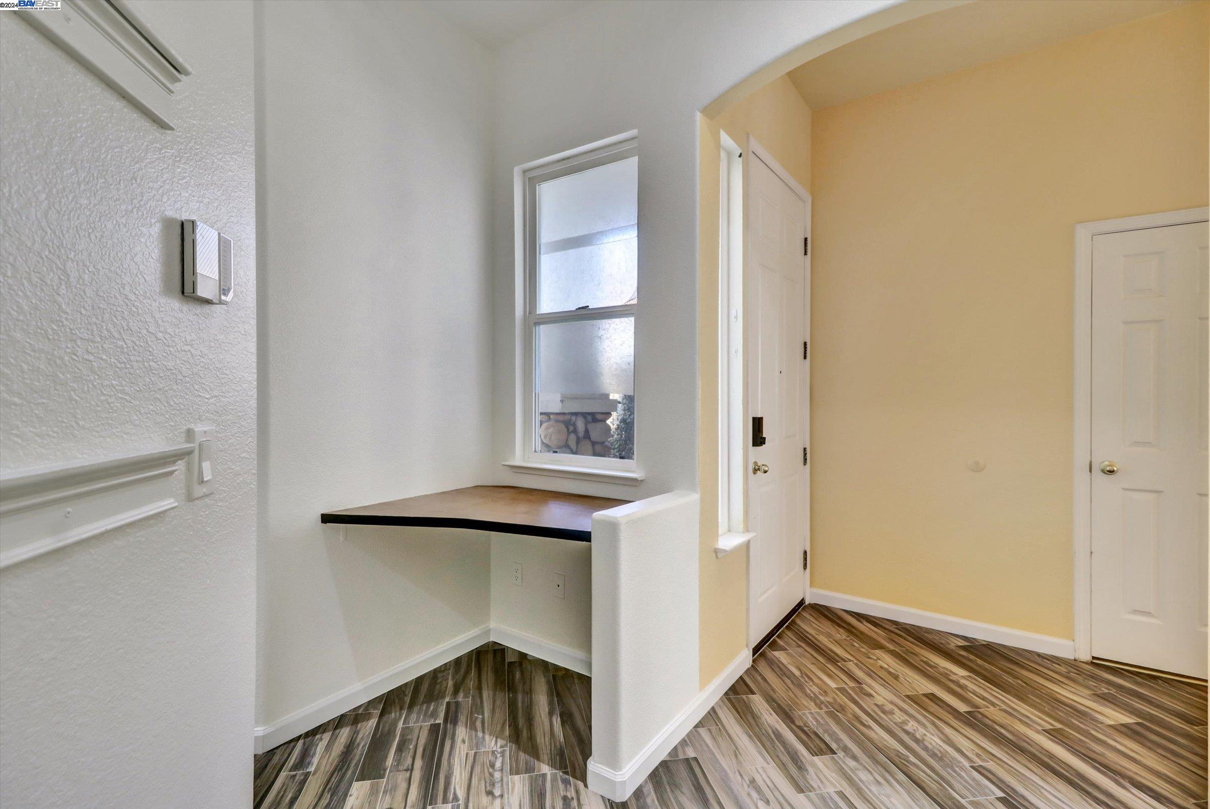 2435 Verona Ct
