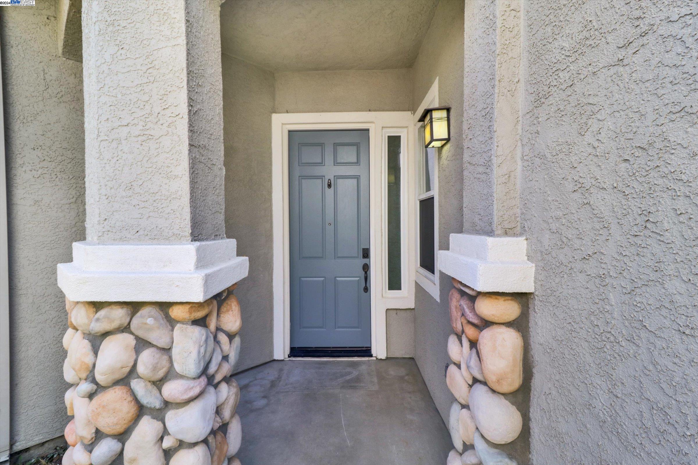 2435 Verona Ct