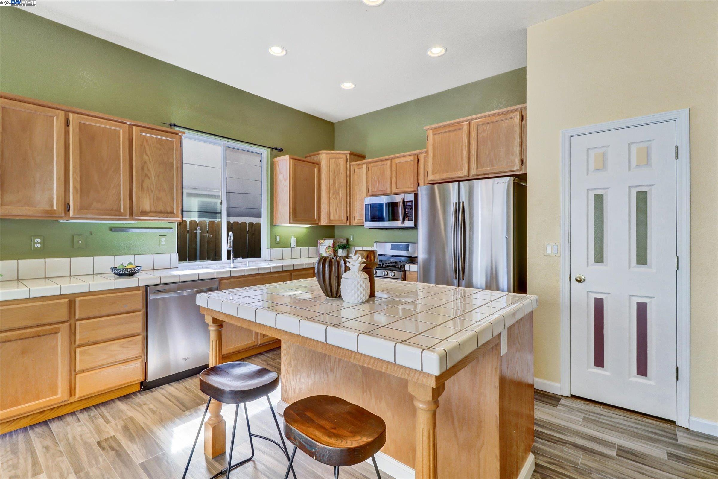 2435 Verona Ct