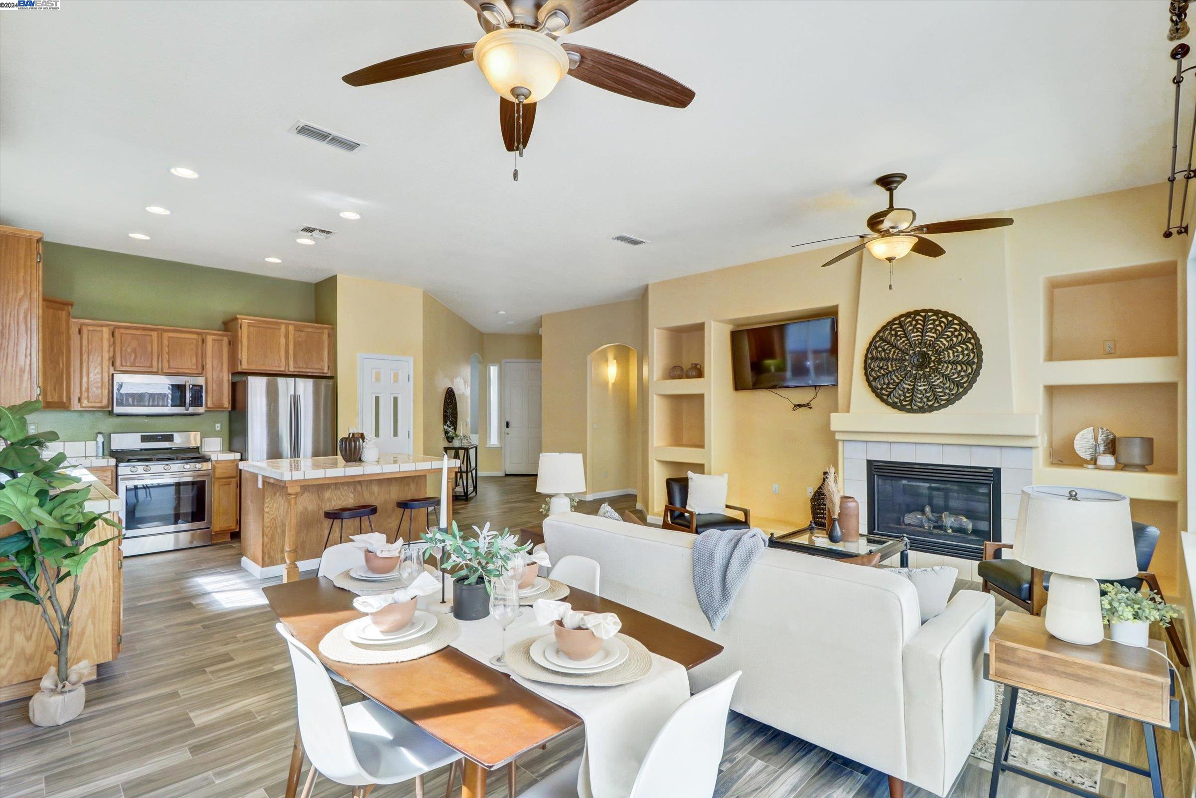 2435 Verona Ct