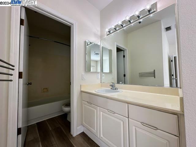 1470 Thrush Ave # 21