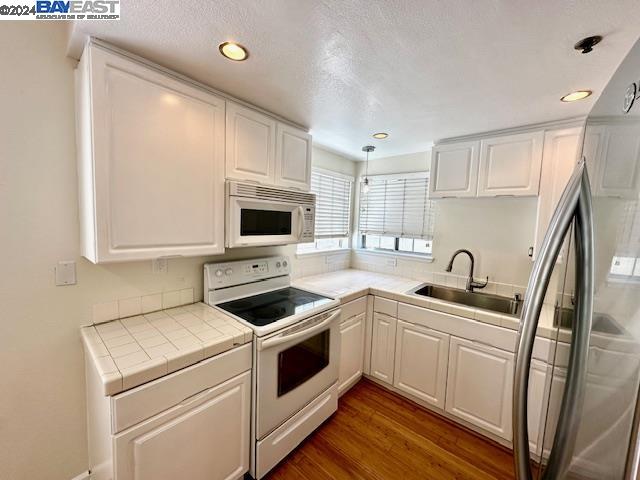 1470 Thrush Ave # 21