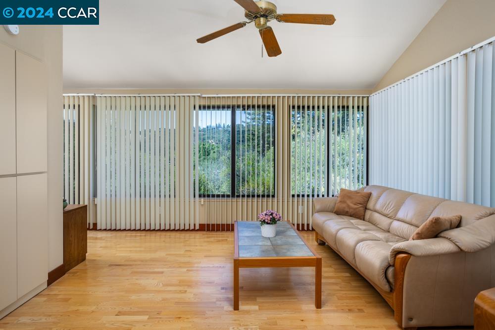 2110 Cactus Court # 6