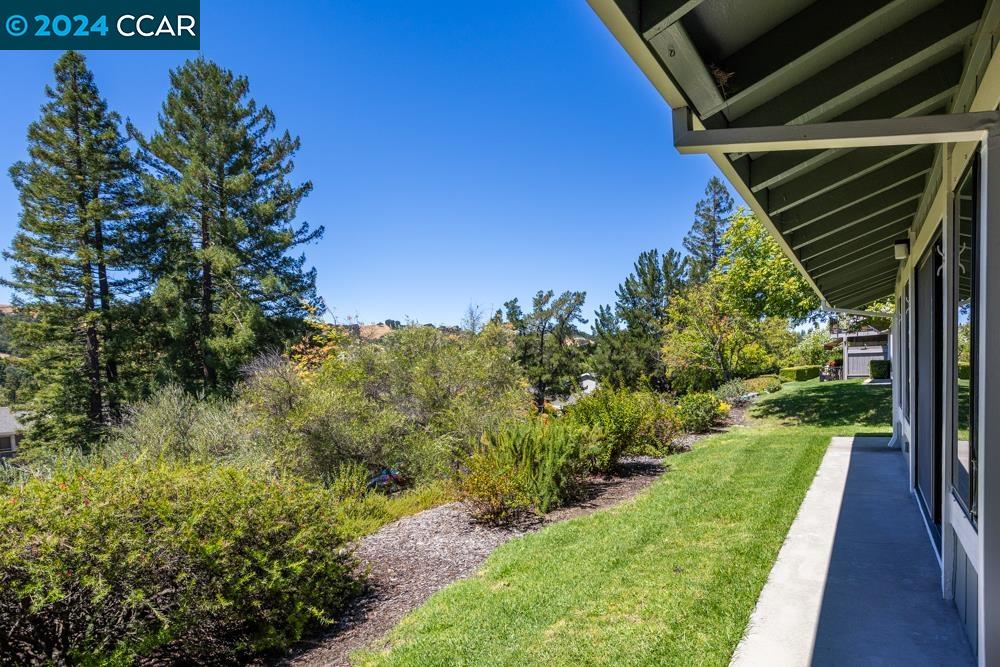 2110 Cactus Court # 6
