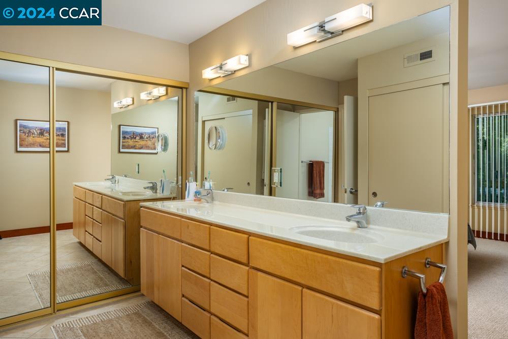2110 Cactus Court # 6