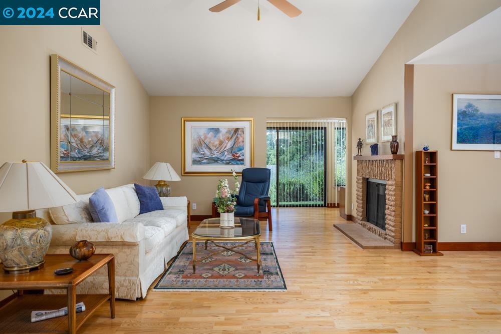2110 Cactus Court # 6