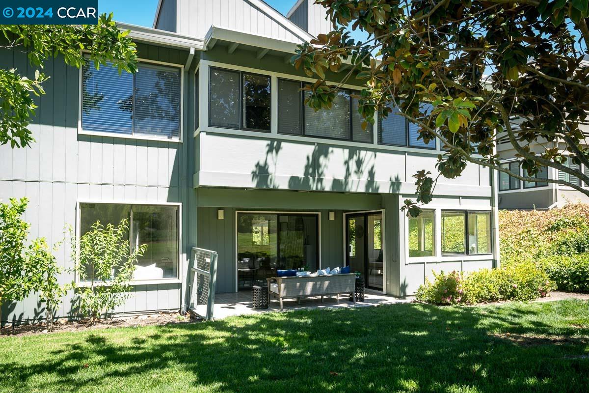 3118 Rossmoor Pkwy # 2
