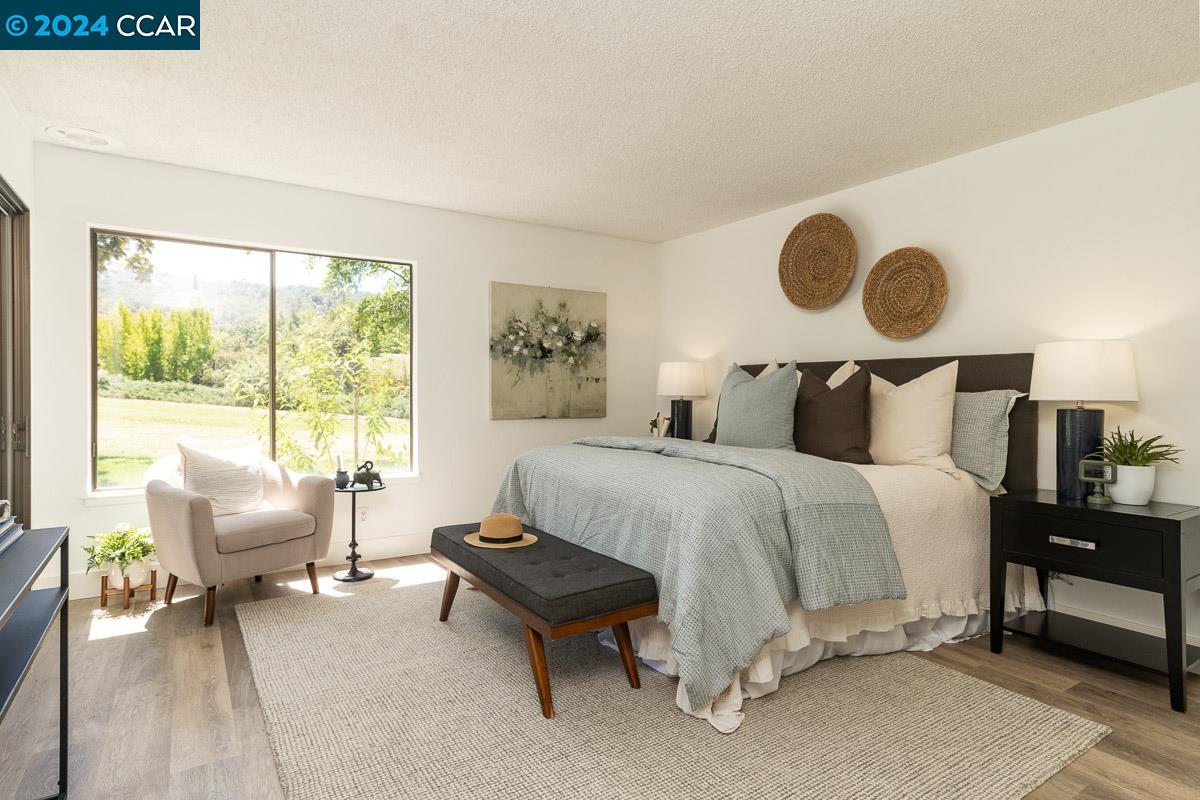 3118 Rossmoor Pkwy # 2