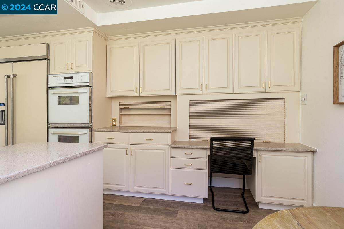 3118 Rossmoor Pkwy # 2