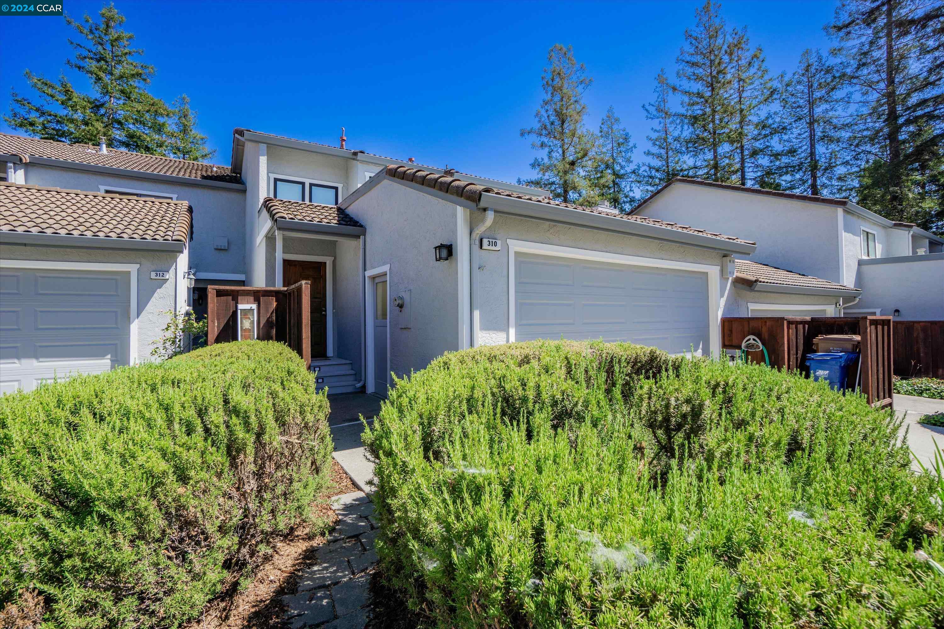 310 Via Cordova Ln