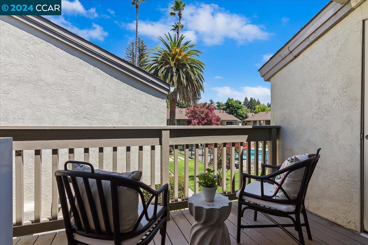 2560 Walnut Blvd # 22