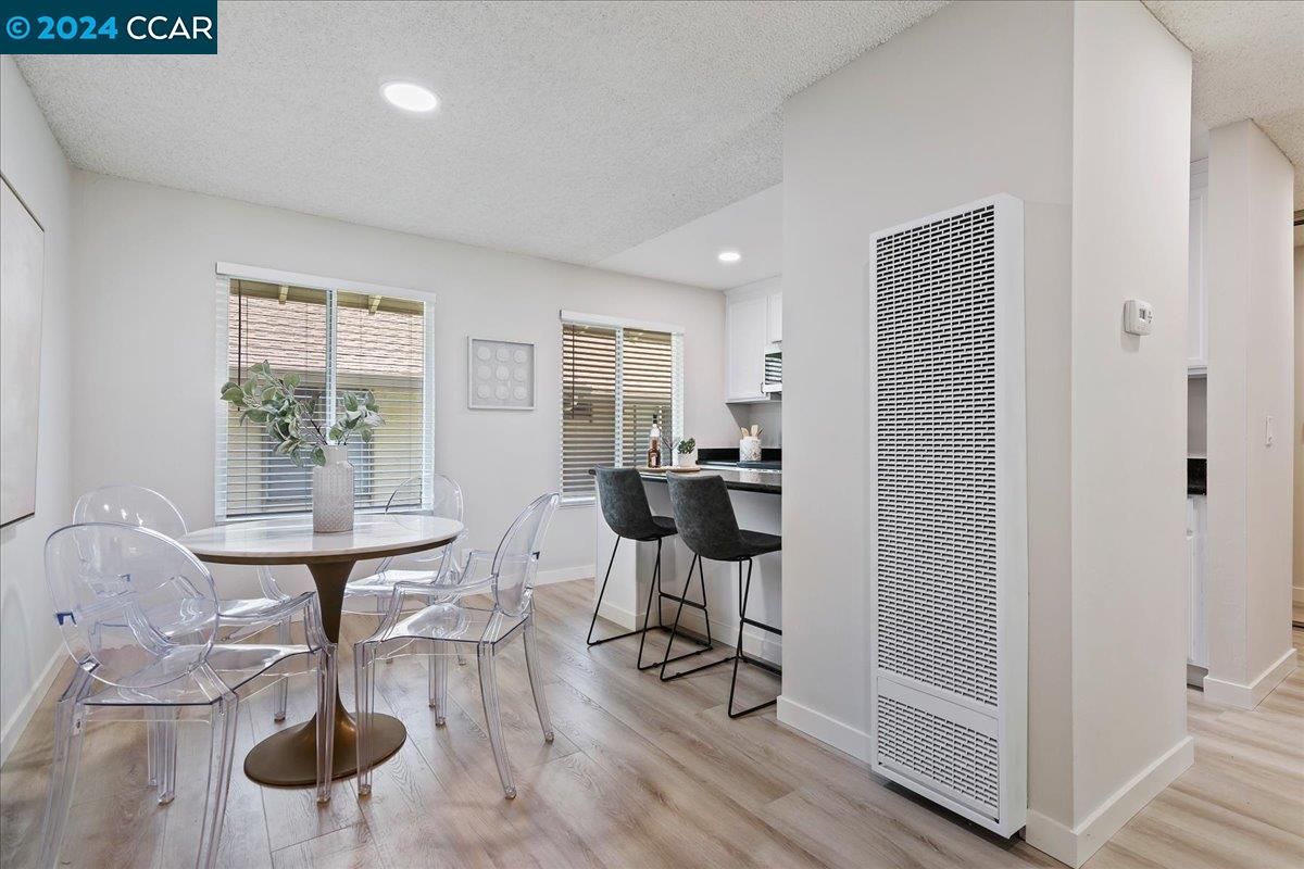 2560 Walnut Blvd # 22