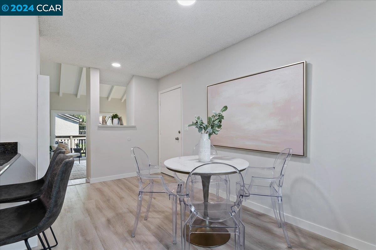 2560 Walnut Blvd # 22