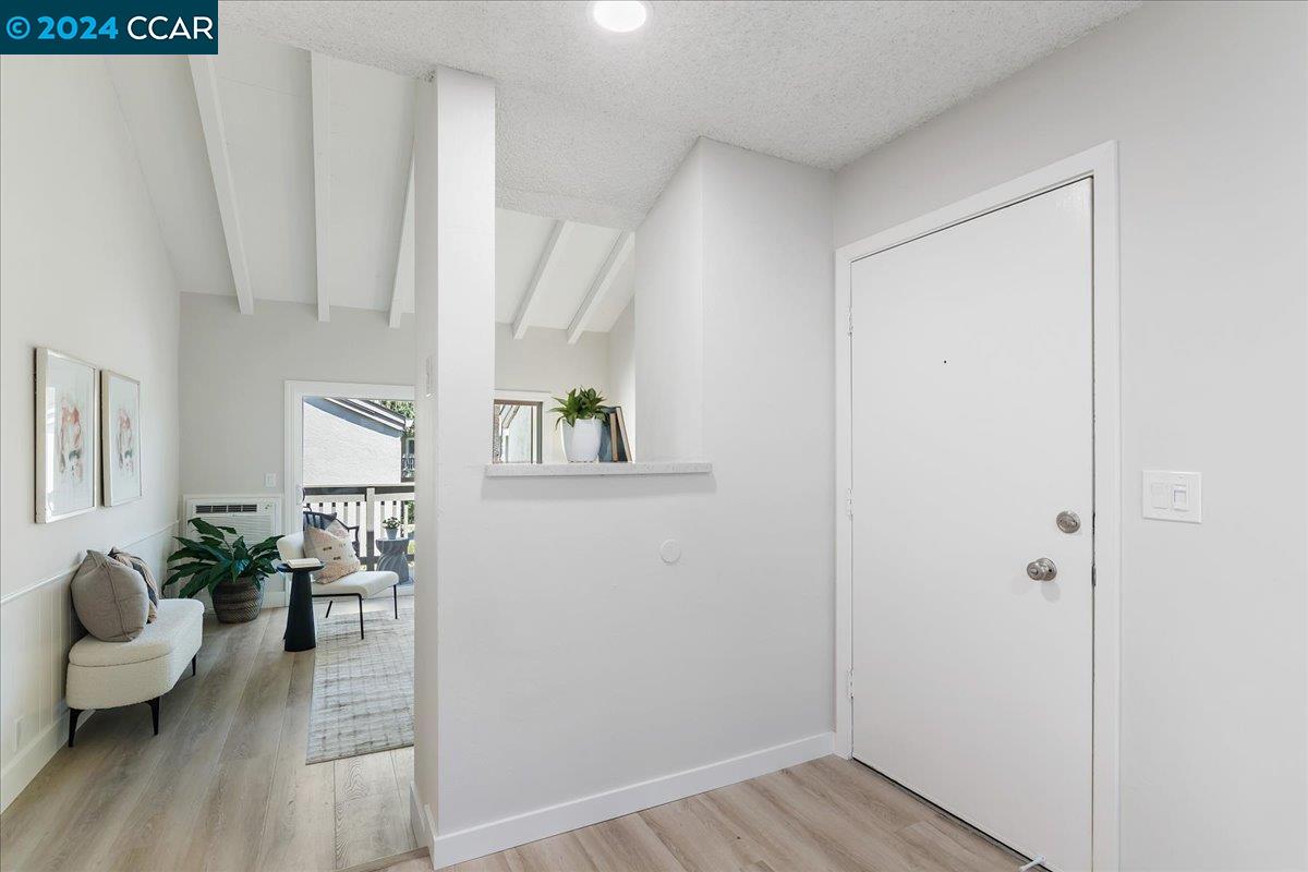 2560 Walnut Blvd # 22