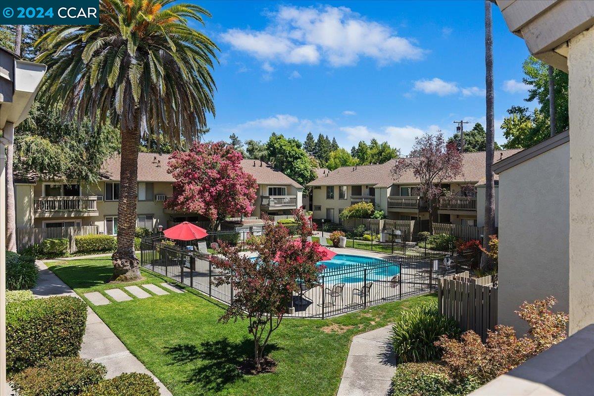 2560 Walnut Blvd # 22