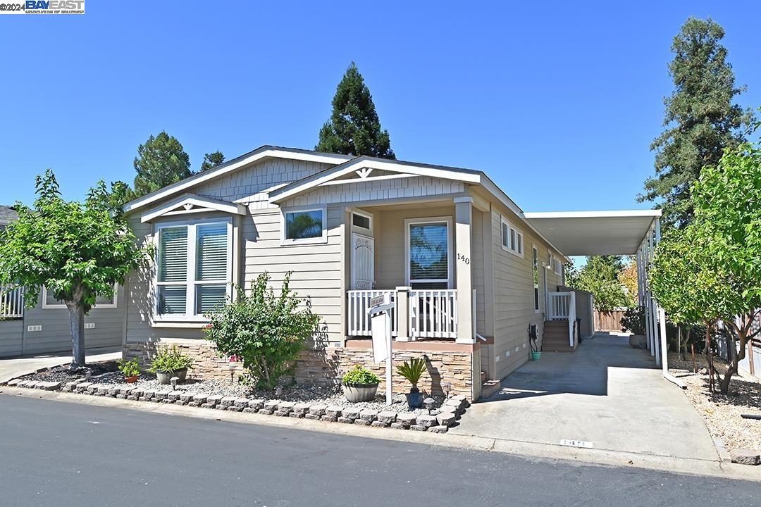 3231 Vineyard # 140