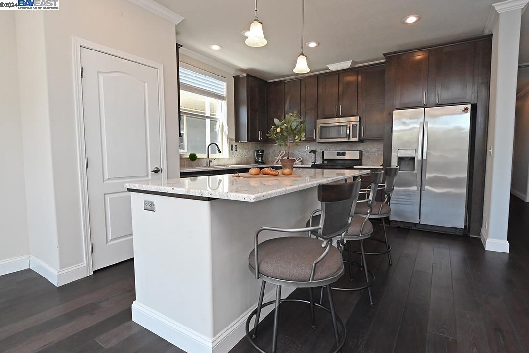 3231 Vineyard # 140
