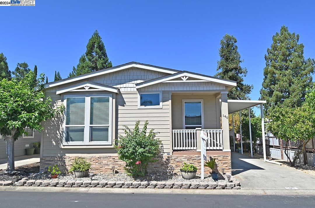 3231 Vineyard # 140