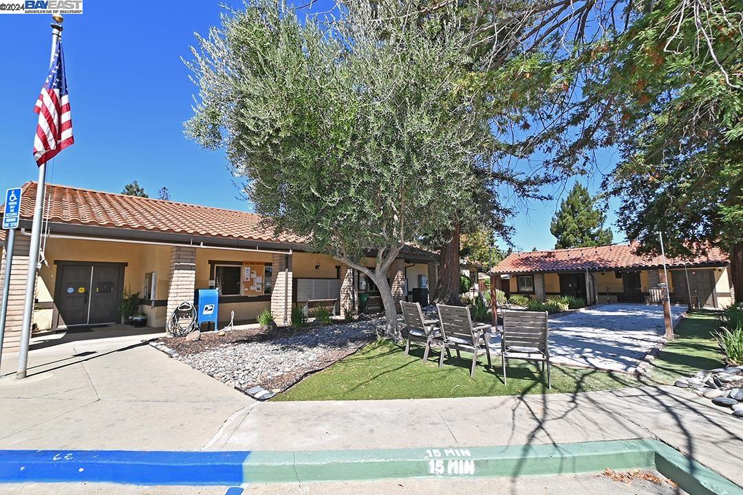 3231 Vineyard # 140