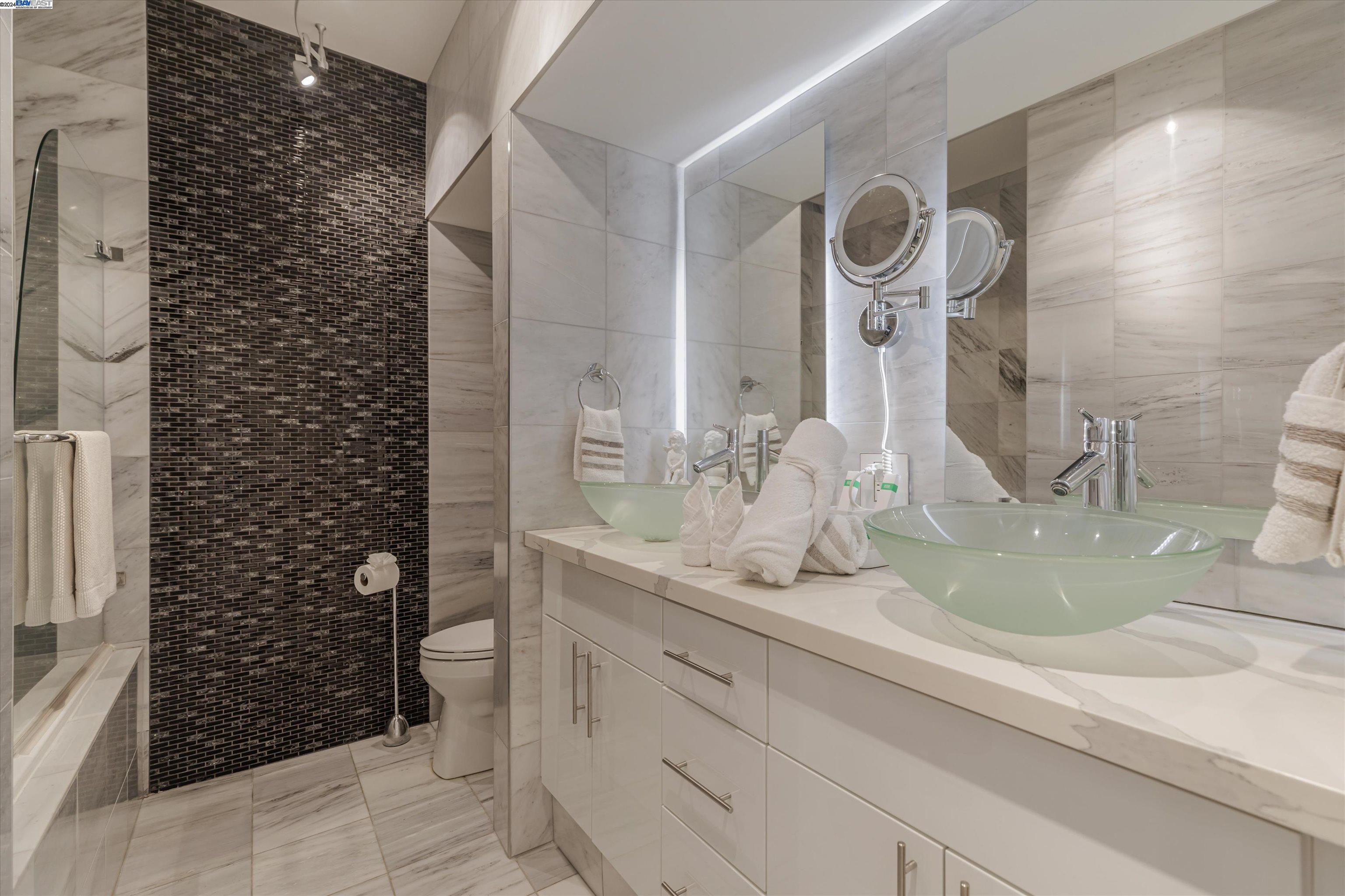 334 Santana Row # 311