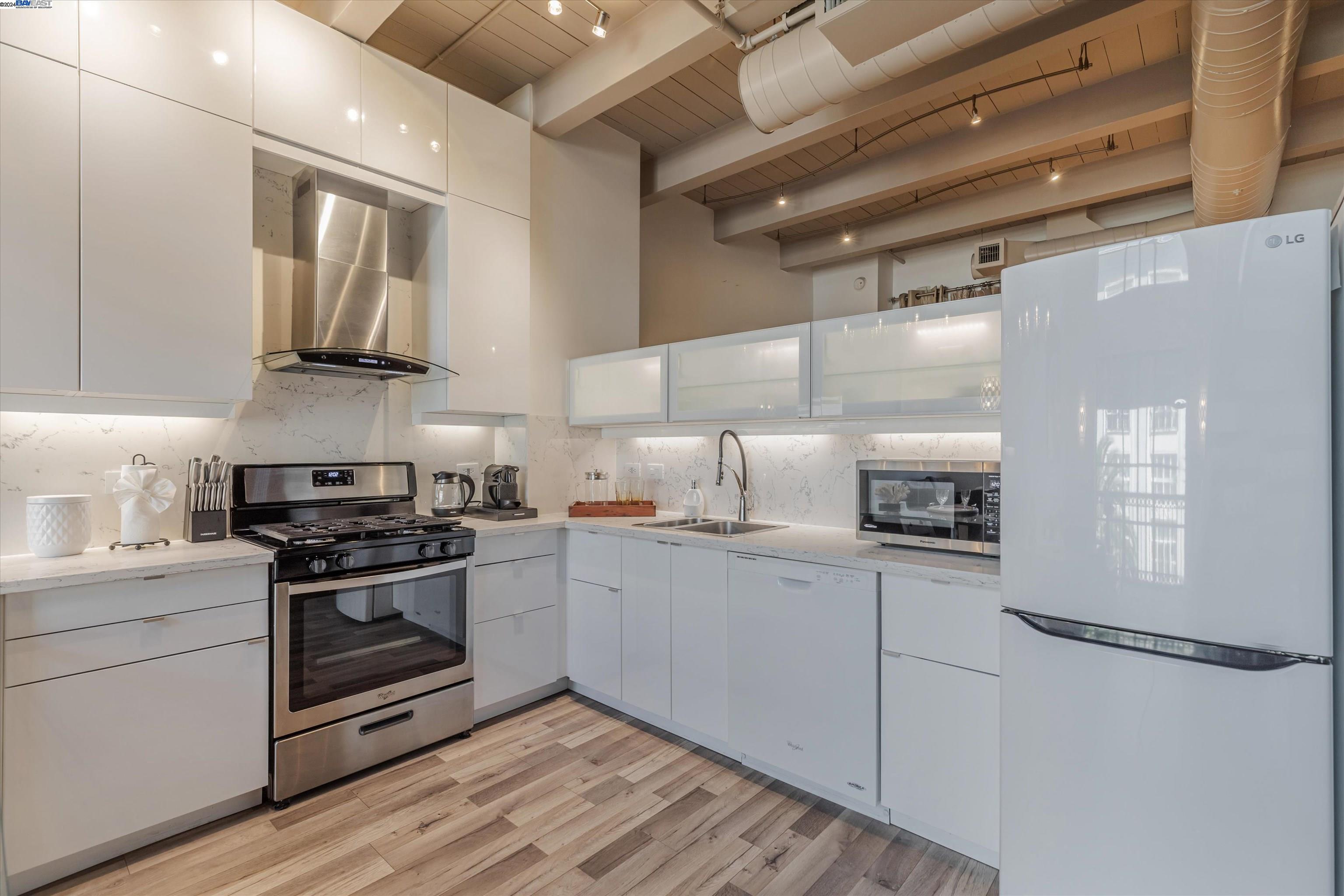334 Santana Row # 311