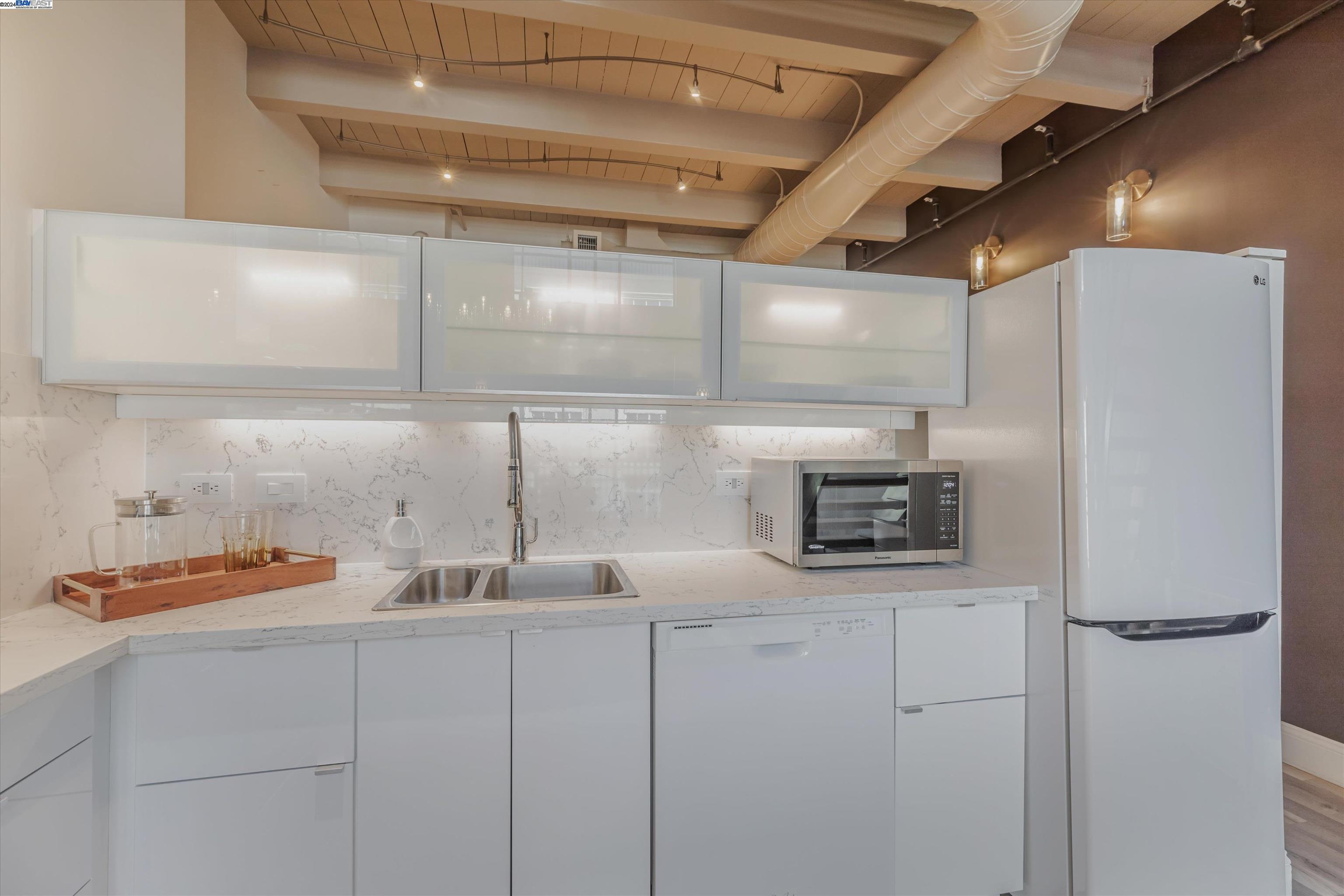 334 Santana Row # 311