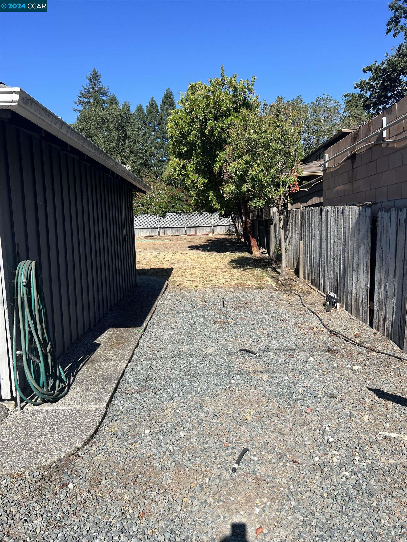 1064 Sunnybrook Drive