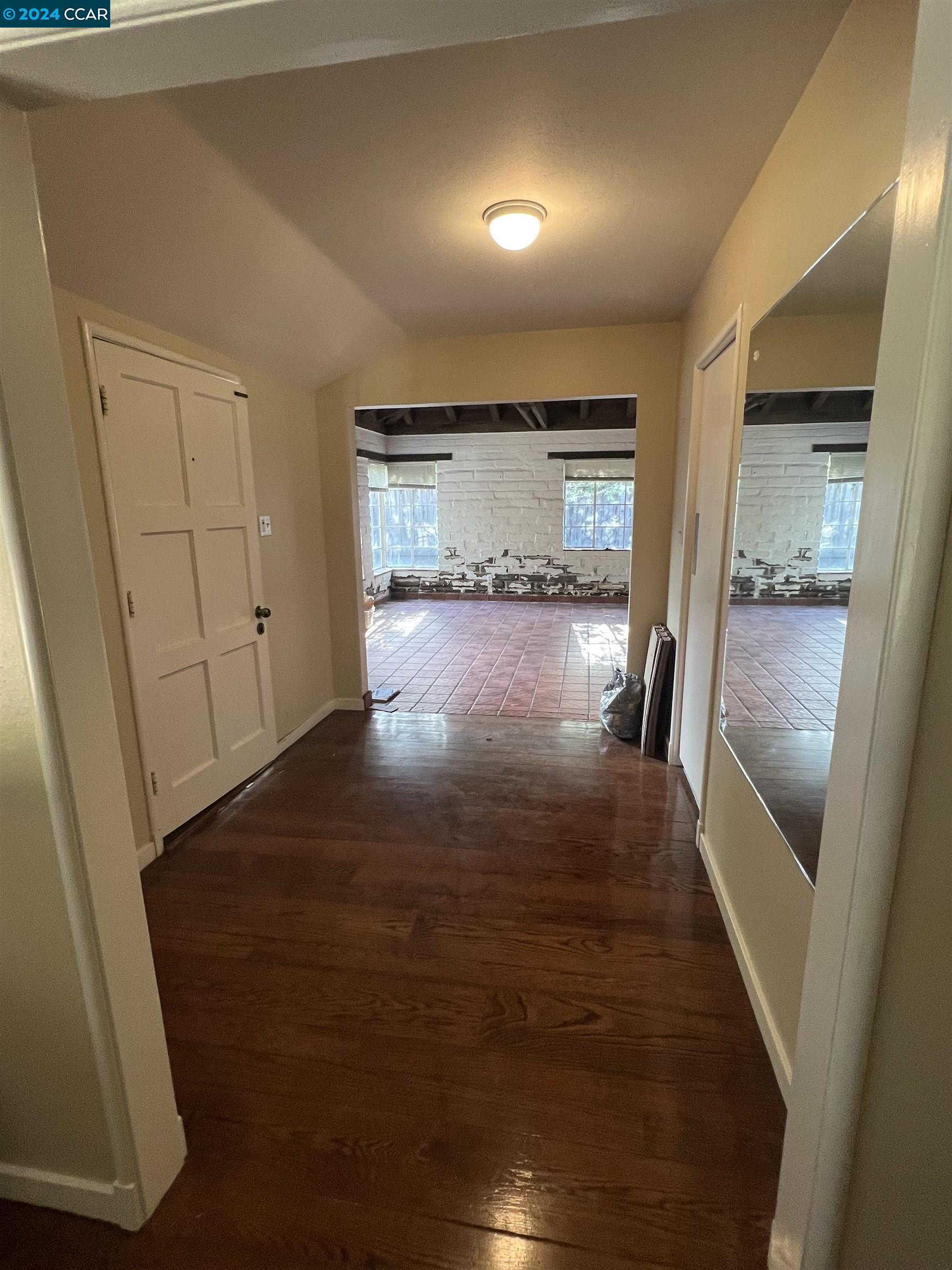 1064 Sunnybrook Drive