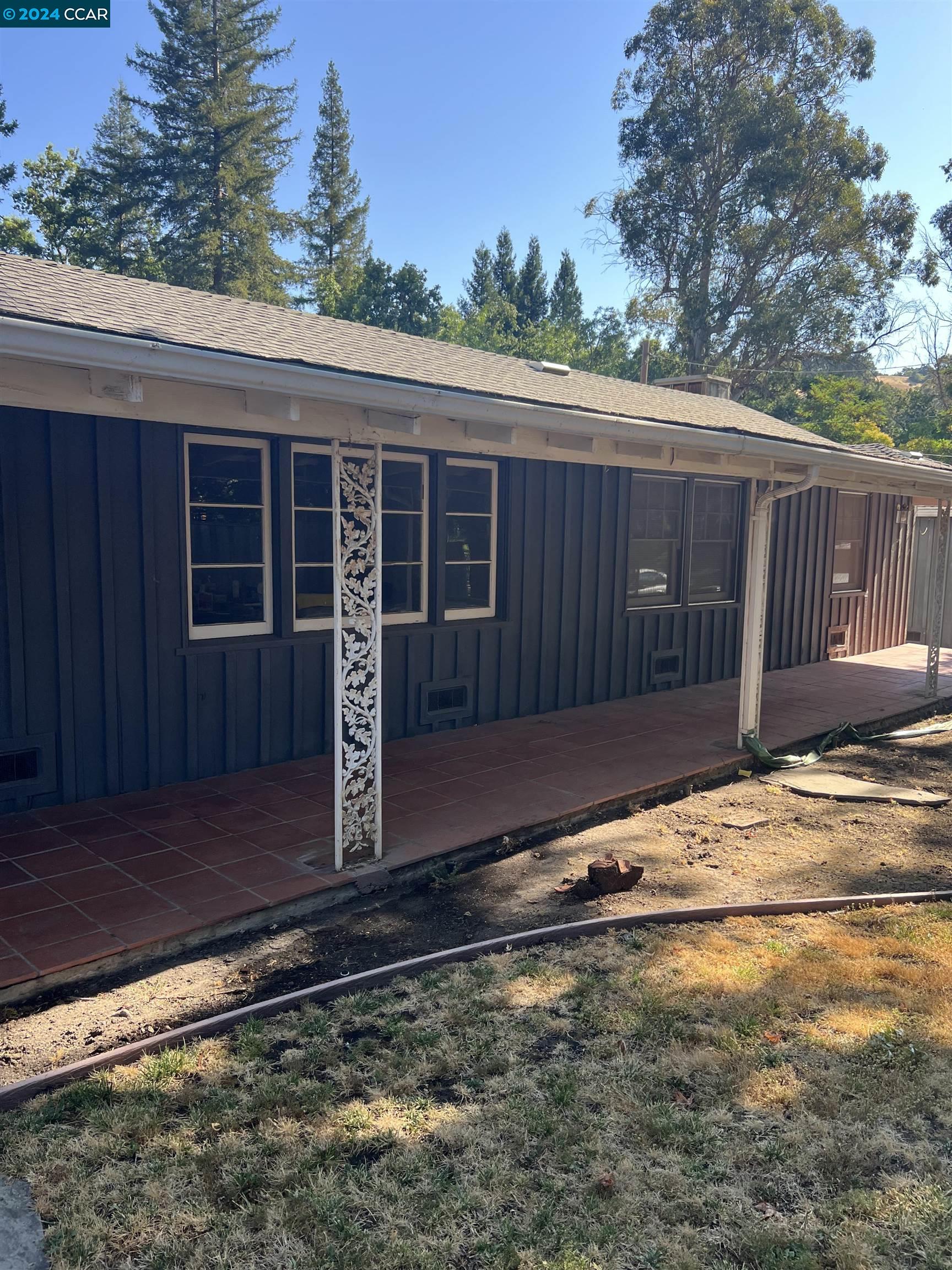 1064 Sunnybrook Drive