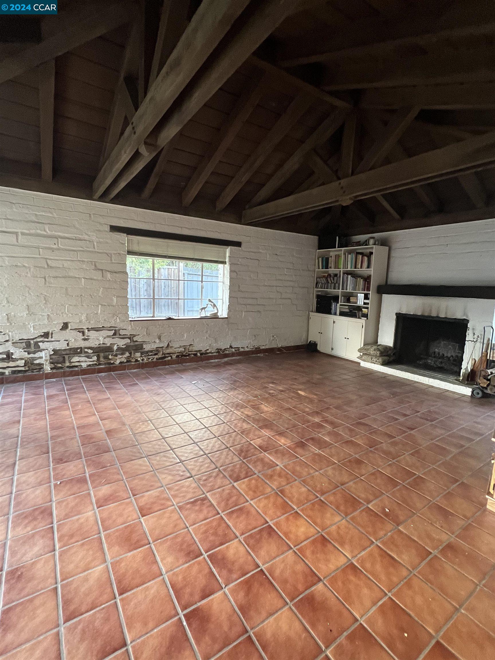 1064 Sunnybrook Drive