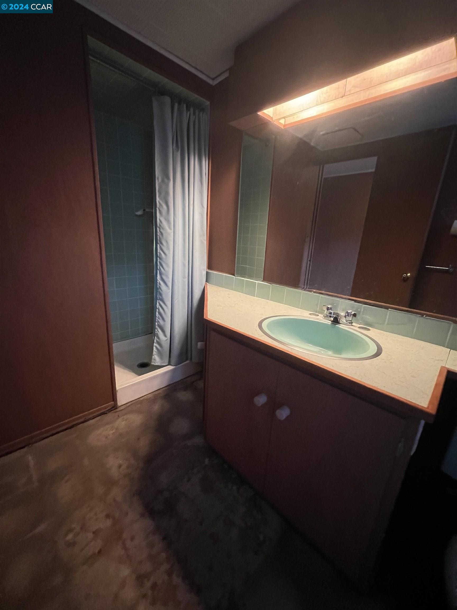 1064 Sunnybrook Drive