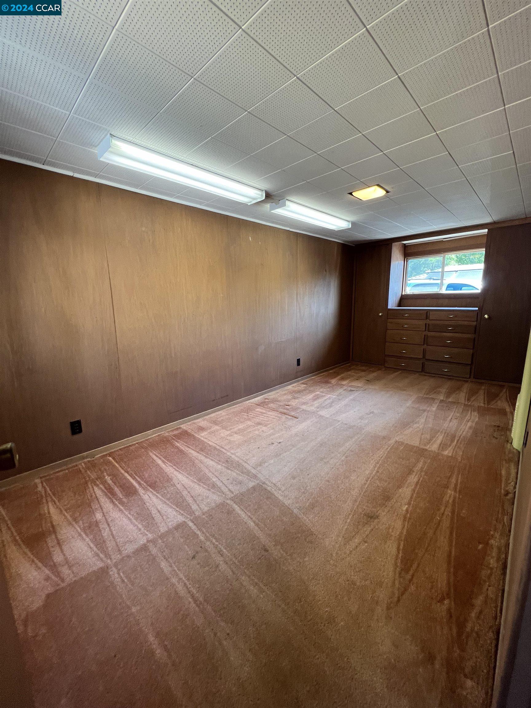 1064 Sunnybrook Drive