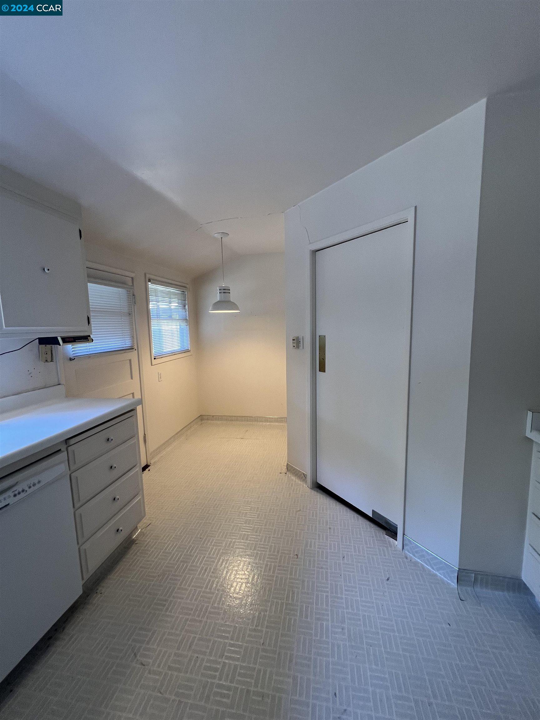 1064 Sunnybrook Drive