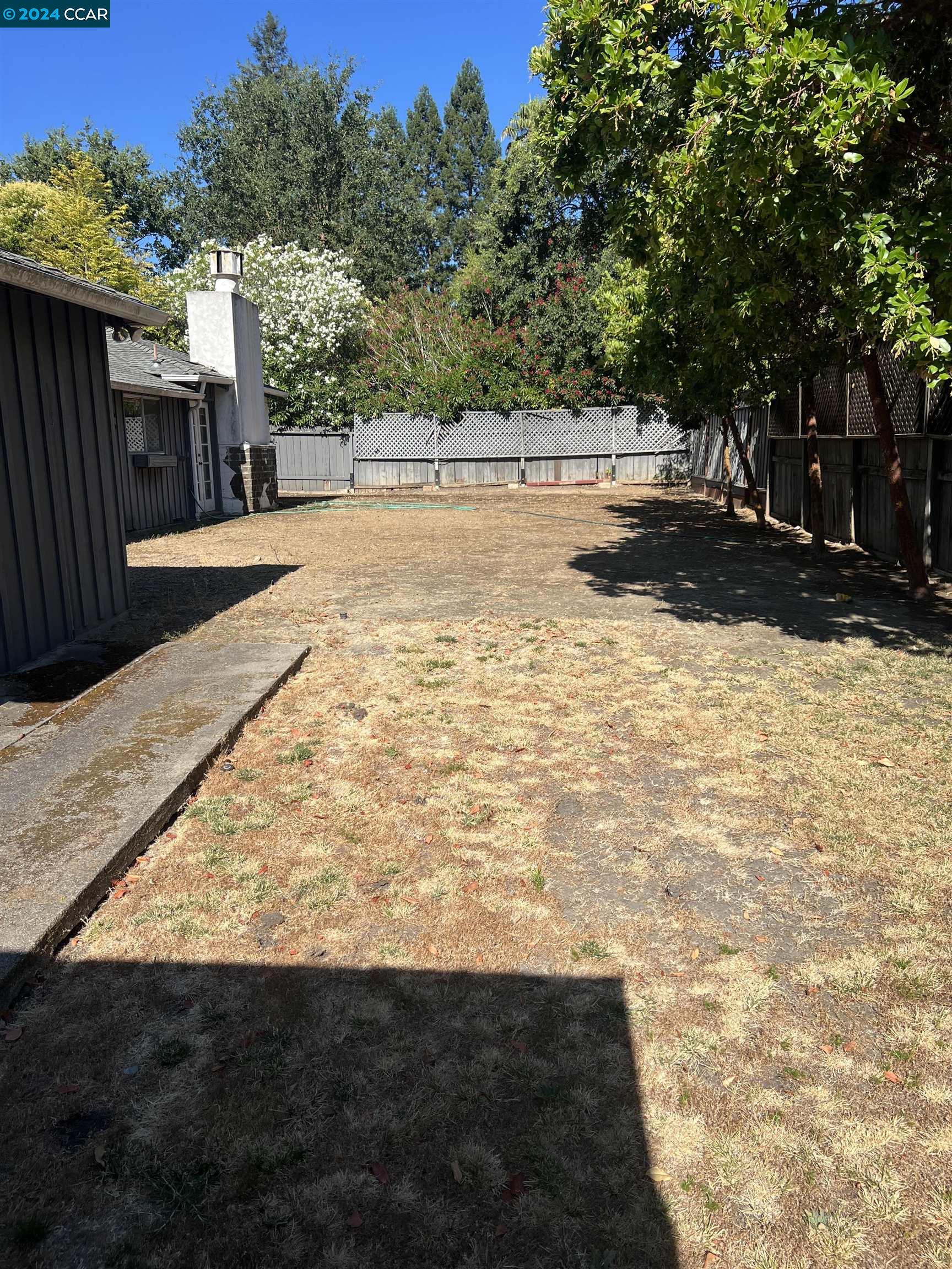 1064 Sunnybrook Drive