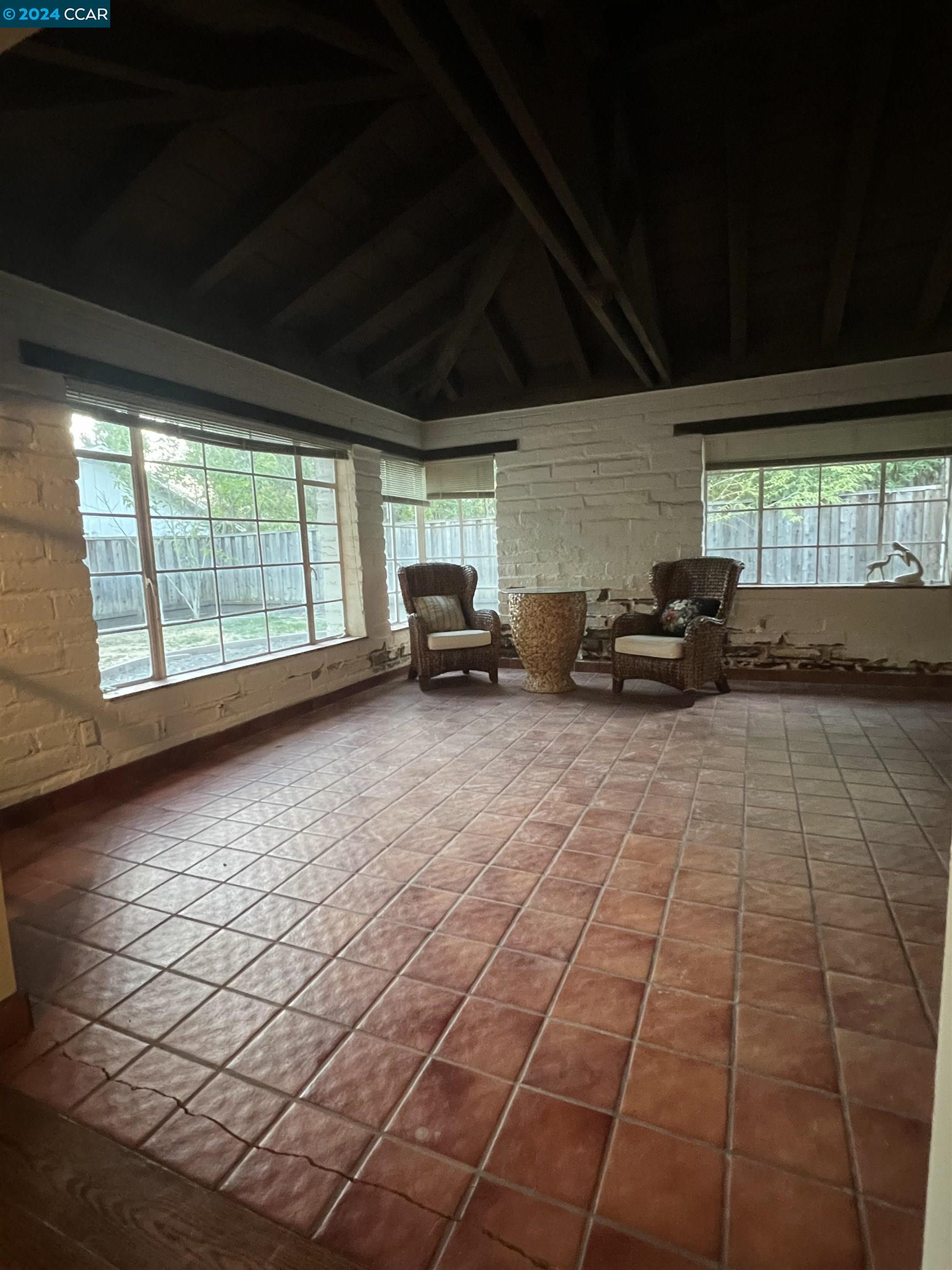 1064 Sunnybrook Drive