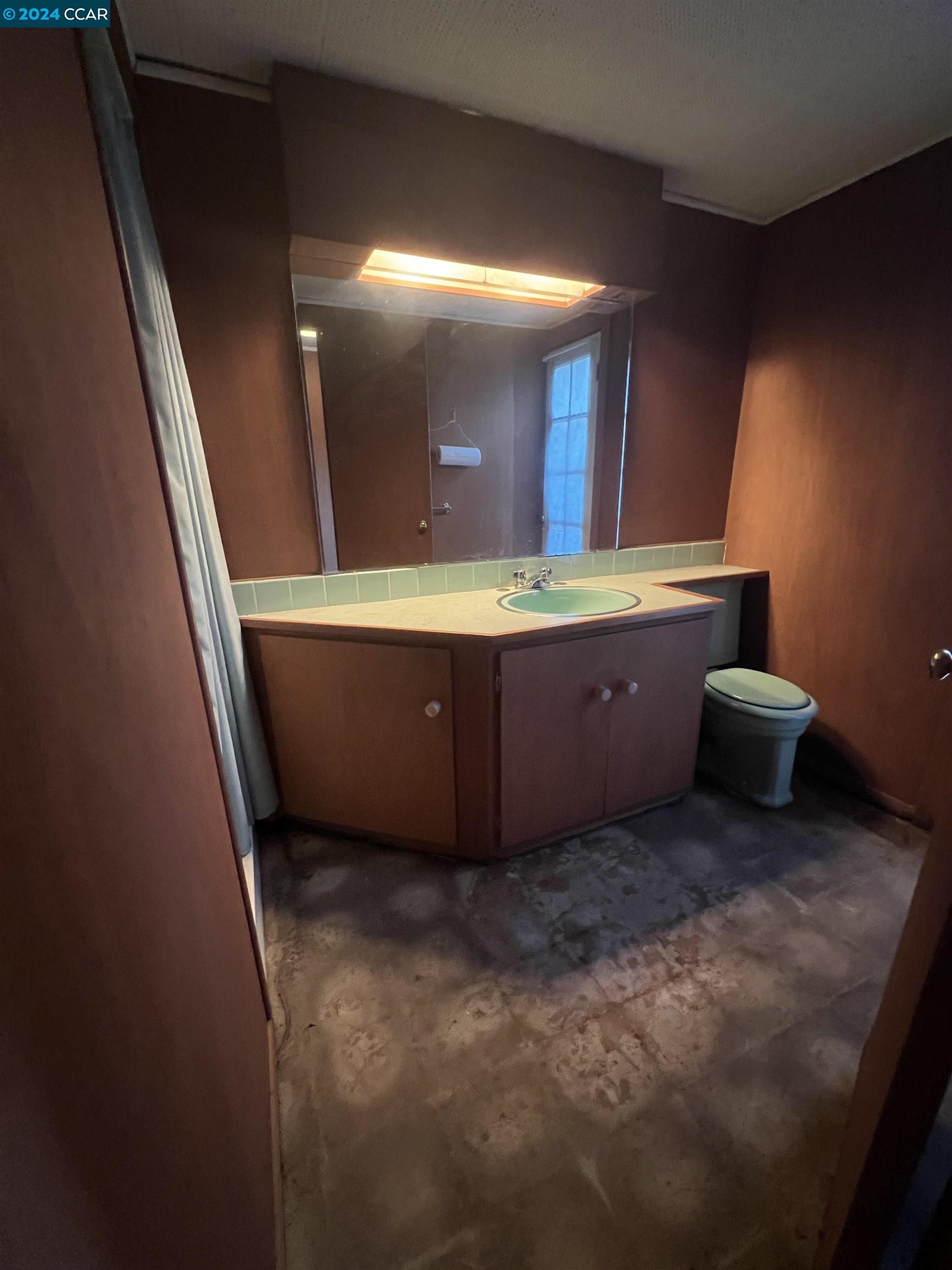 1064 Sunnybrook Drive