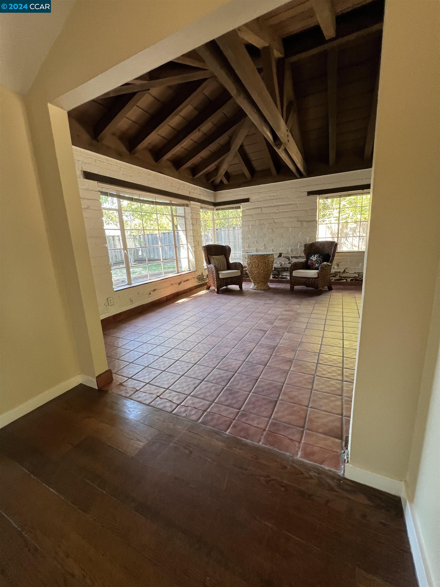 1064 Sunnybrook Drive