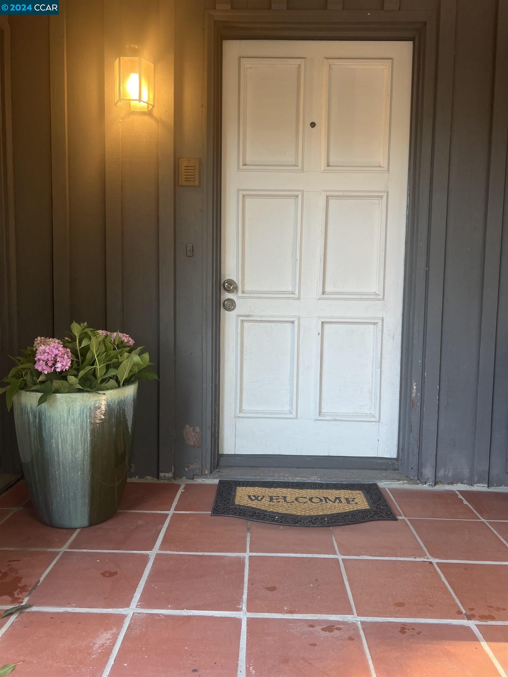 1064 Sunnybrook Drive