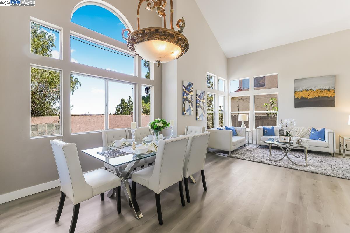 1116 Hastings Ct