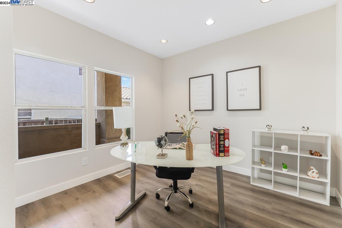 1116 Hastings Ct