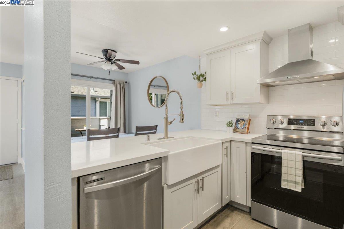 551 Groth Pl
