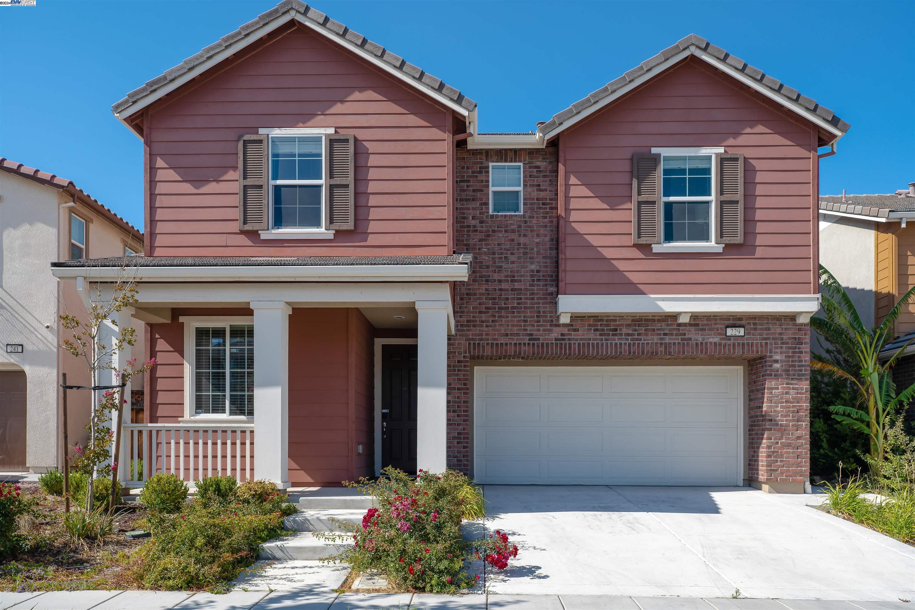 229 W Bonner Dr