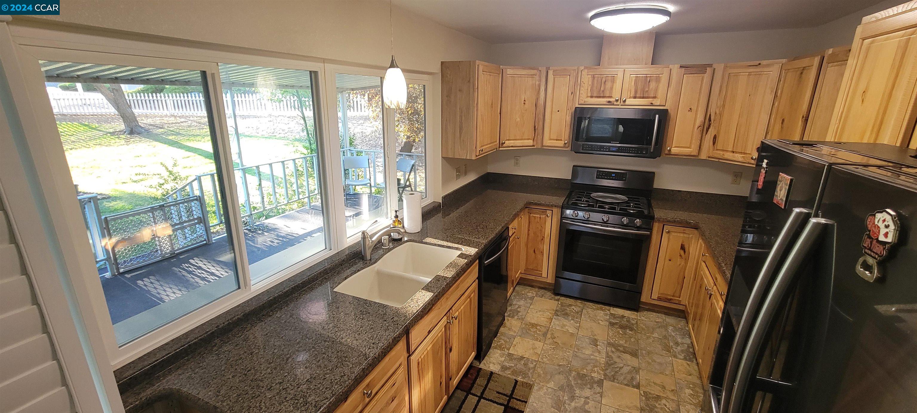 14 Kaseberg Dr